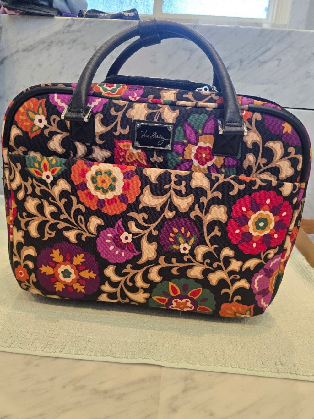 Vera Bradley Rolling Travel Carry on Luggage
